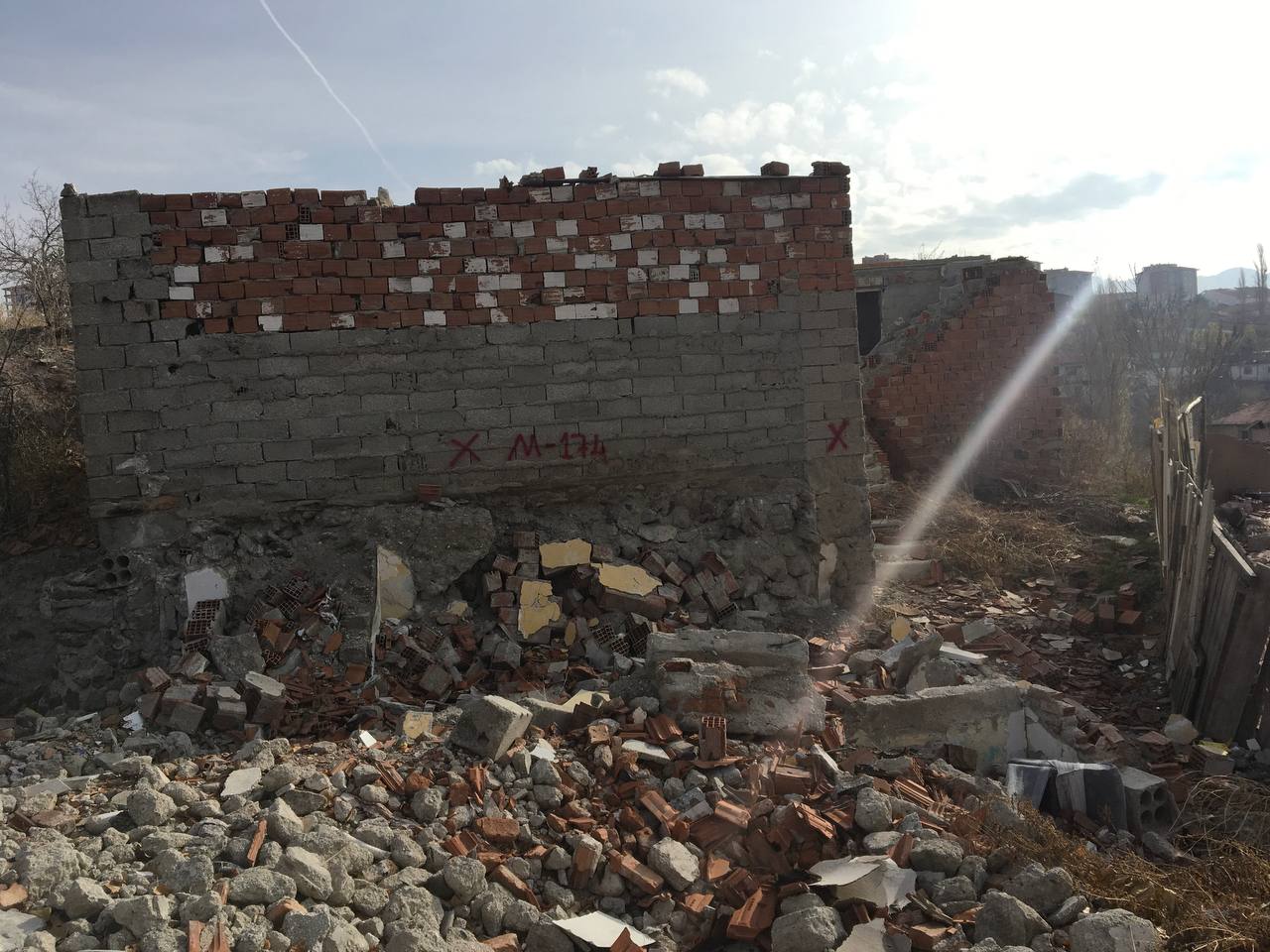 Başpınar Mah. 1205 Sokak Yıkım Tebligatı
