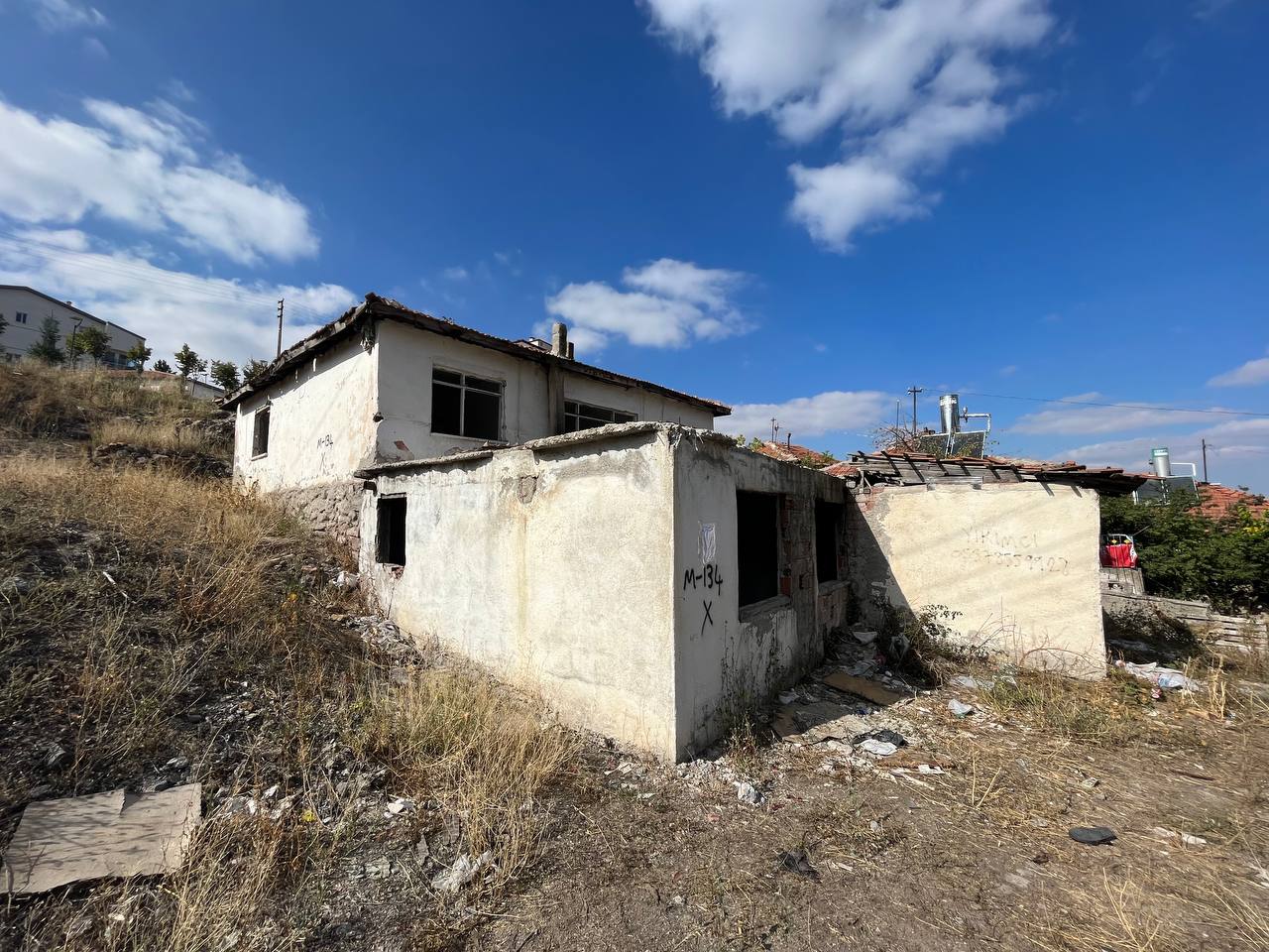 Beşikkaya Mahallesi 1939/1 Sokak Yıkım Tebligatı