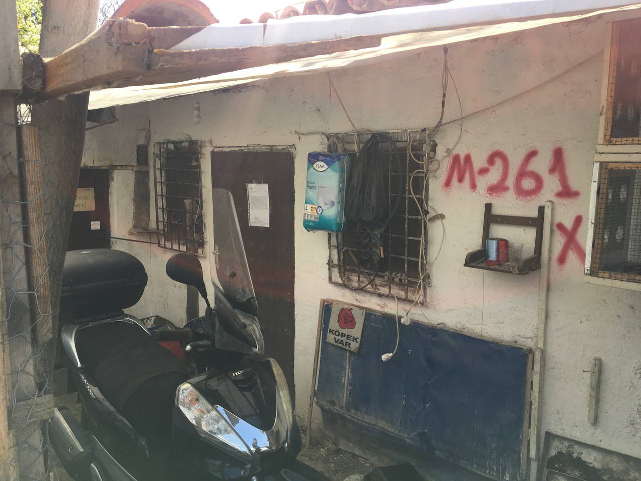 Hacettepe Mah. 4323 Ada 17 Parsel Üzerinde Bulunan Metruk Yapının Yıkım Tebligatı