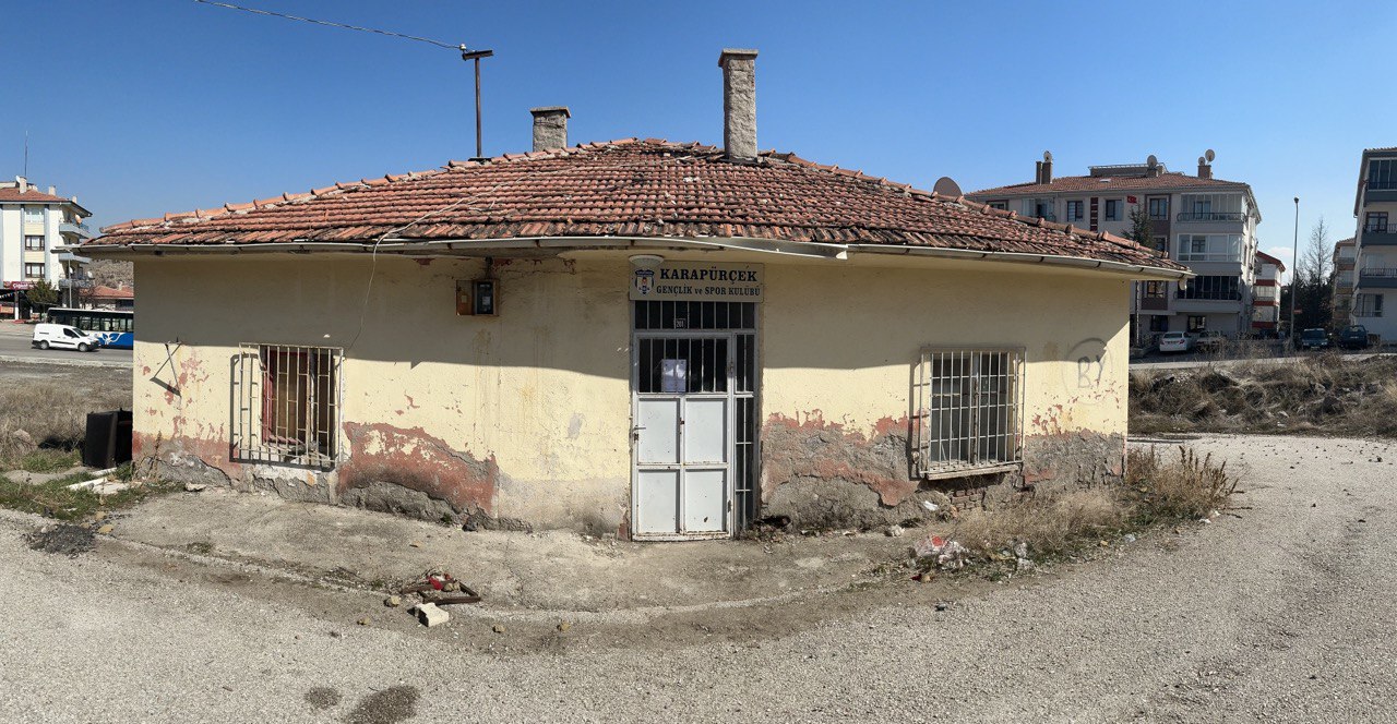Karapürçek Mahallesi 458 Sokak No:2 Yıkım Tebligatı