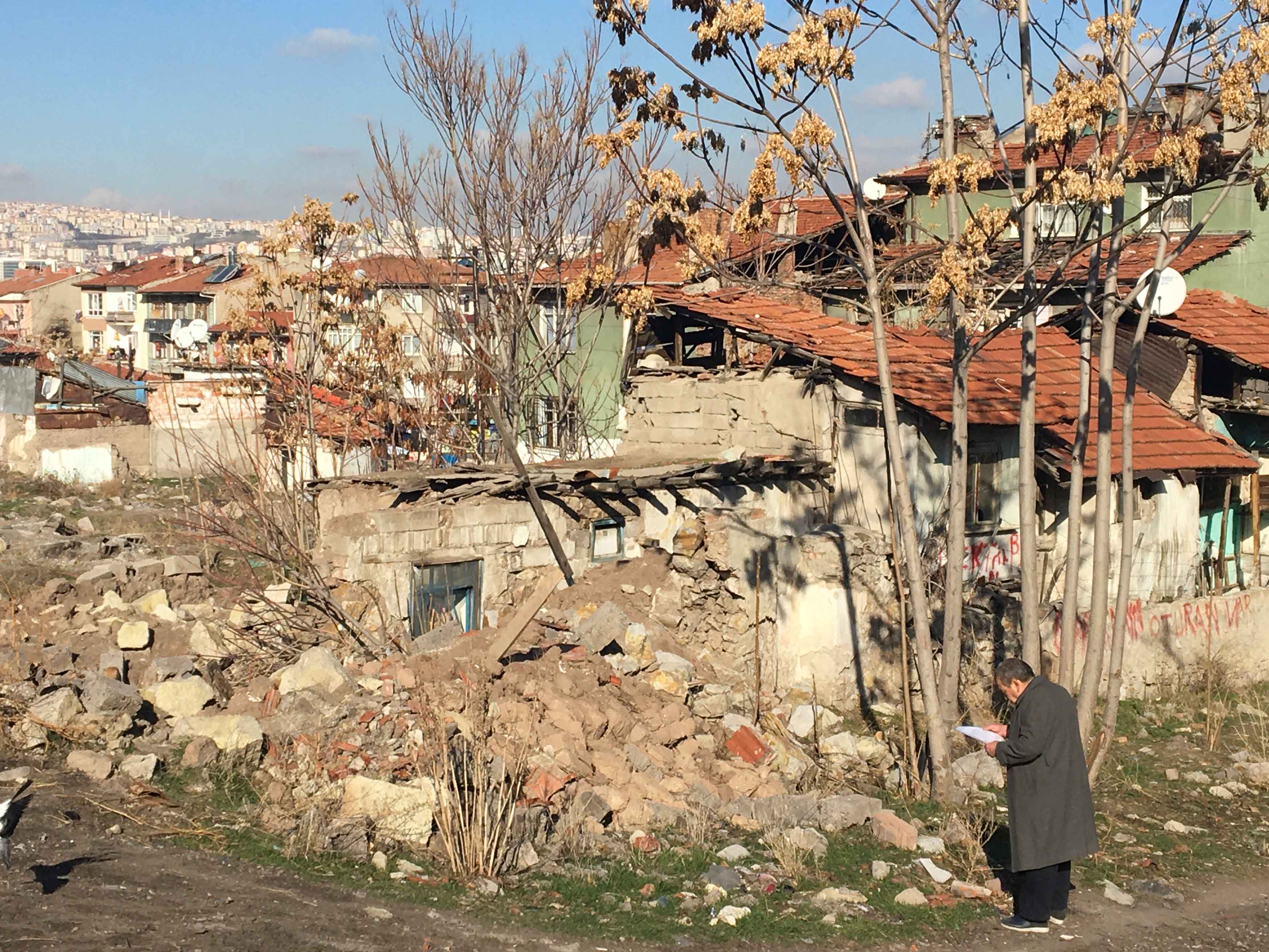Doğanşehir Küme evleri No:75 adresinde bulunan yapı için tahliye tebligatı