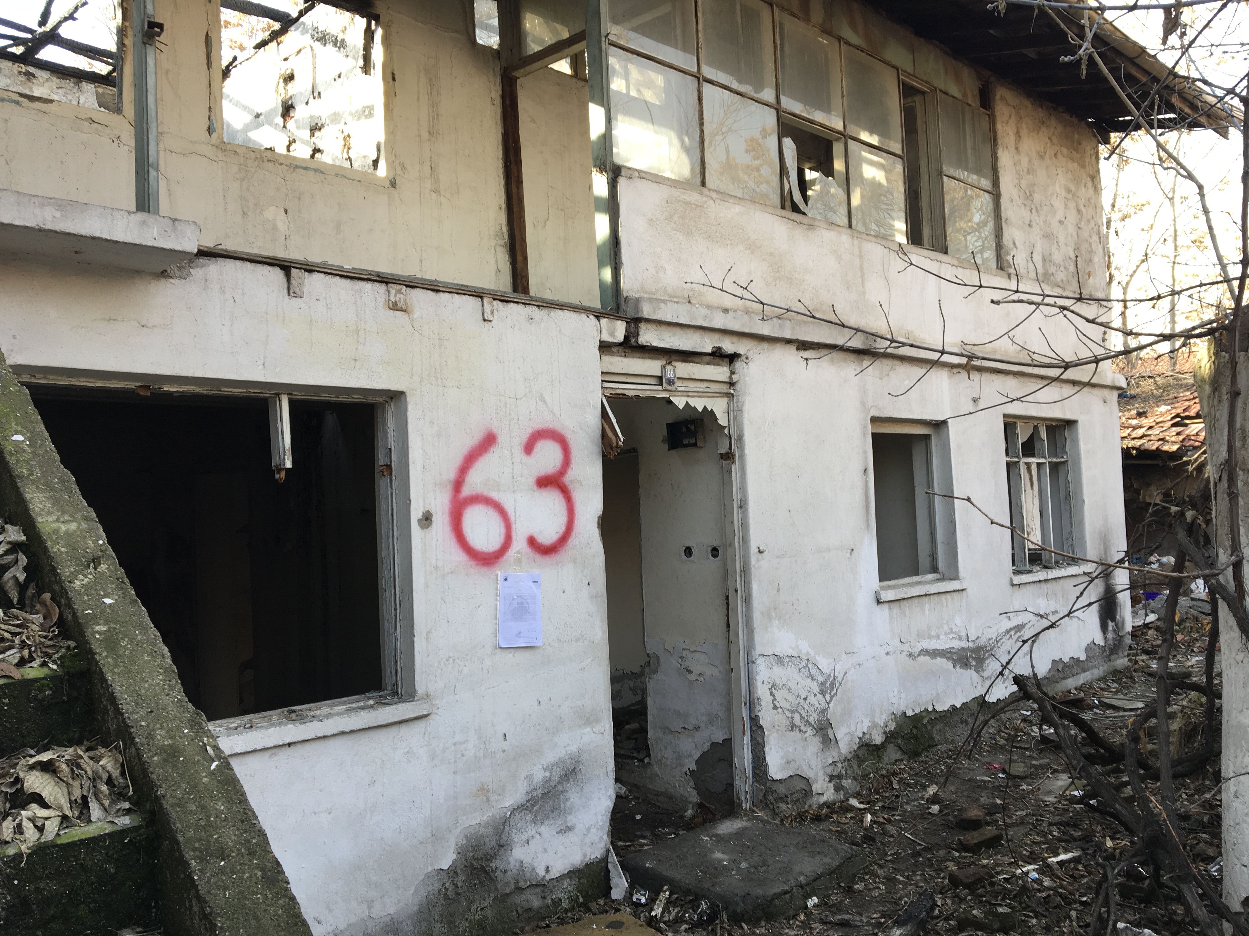 Atıfbey Mahallesi Altındağ Caddesi No: 302 adresinde bulunan yapı için tahliye ve yıkım tebligatı