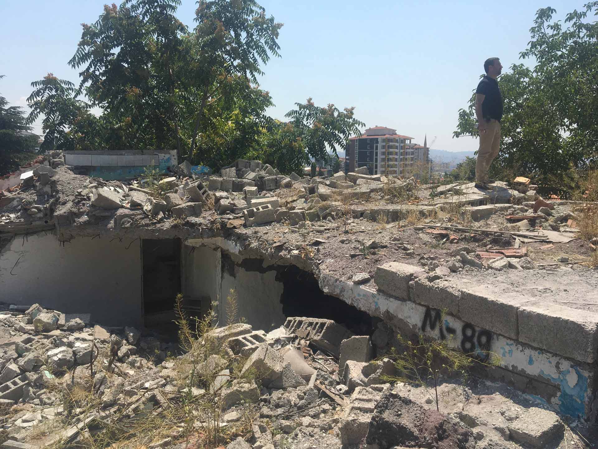 Doğantepe Mahallesi 1366 Cadde Yıkım Tebligatı