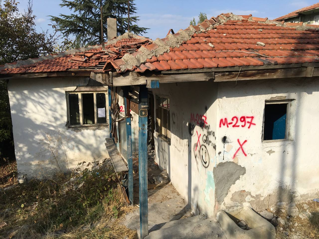 Doğantepe Mahallesi 1365 Sokak Yıkım Tebligatı