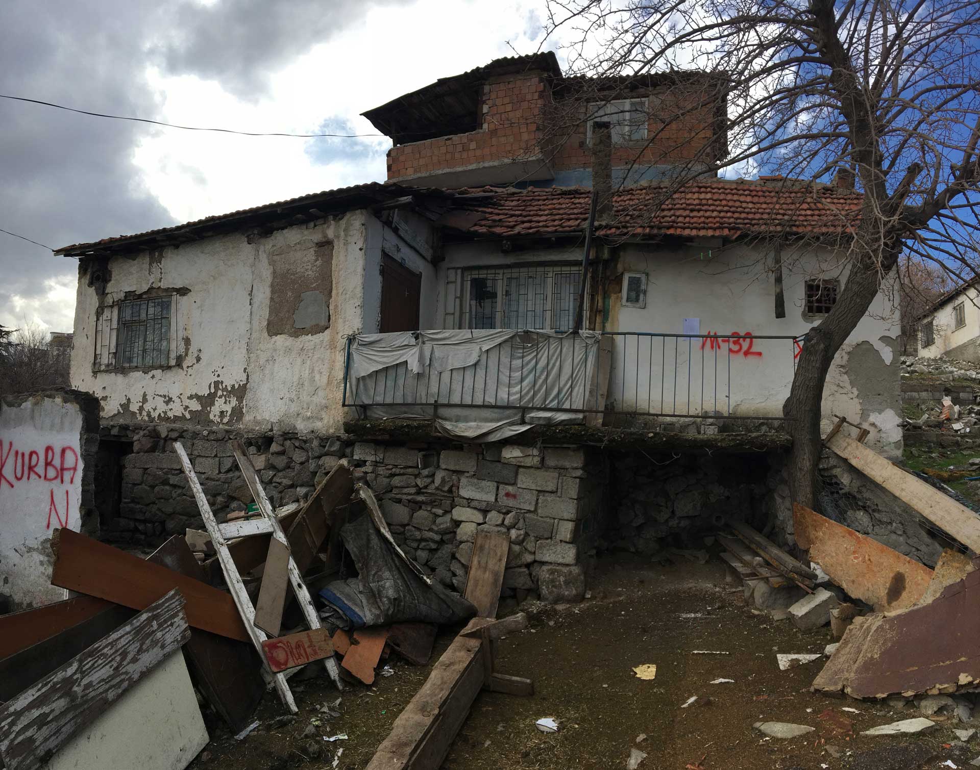 Gültepe Mahallesi Mevlana Caddesi Yıkım Tebligatı 3