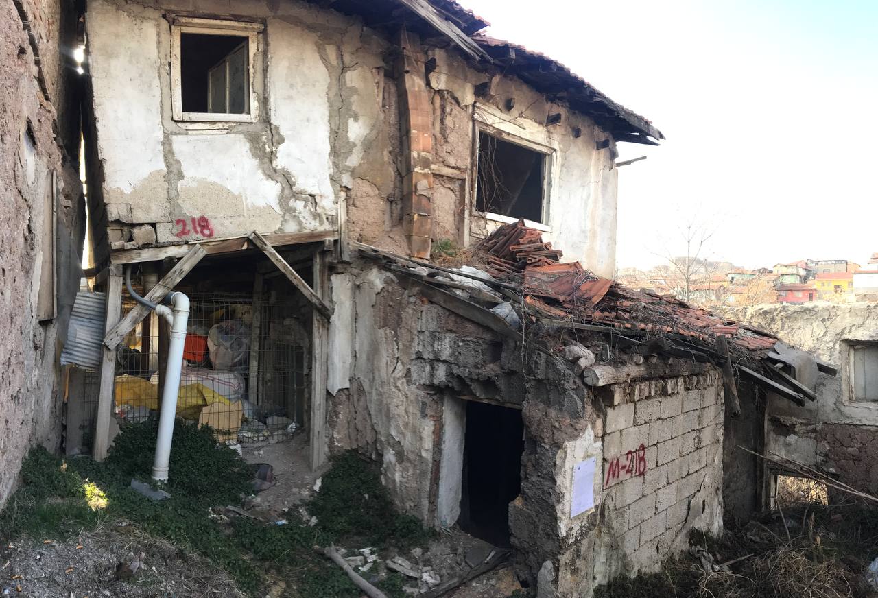 Hacettepe Mahallesi Dolu Sokak Yıkım Tebligatı 5