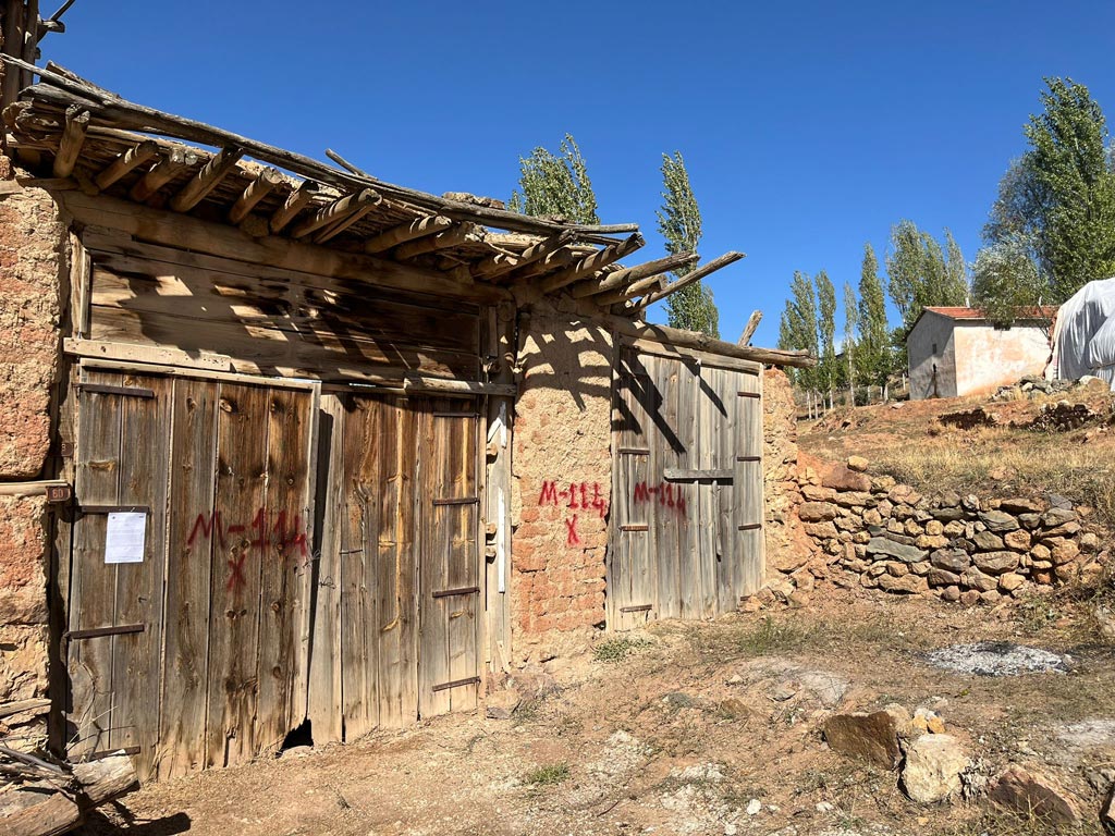 Kavaklı Mahallesi Kavaklı Küme Evleri Yıkım Tebligatı