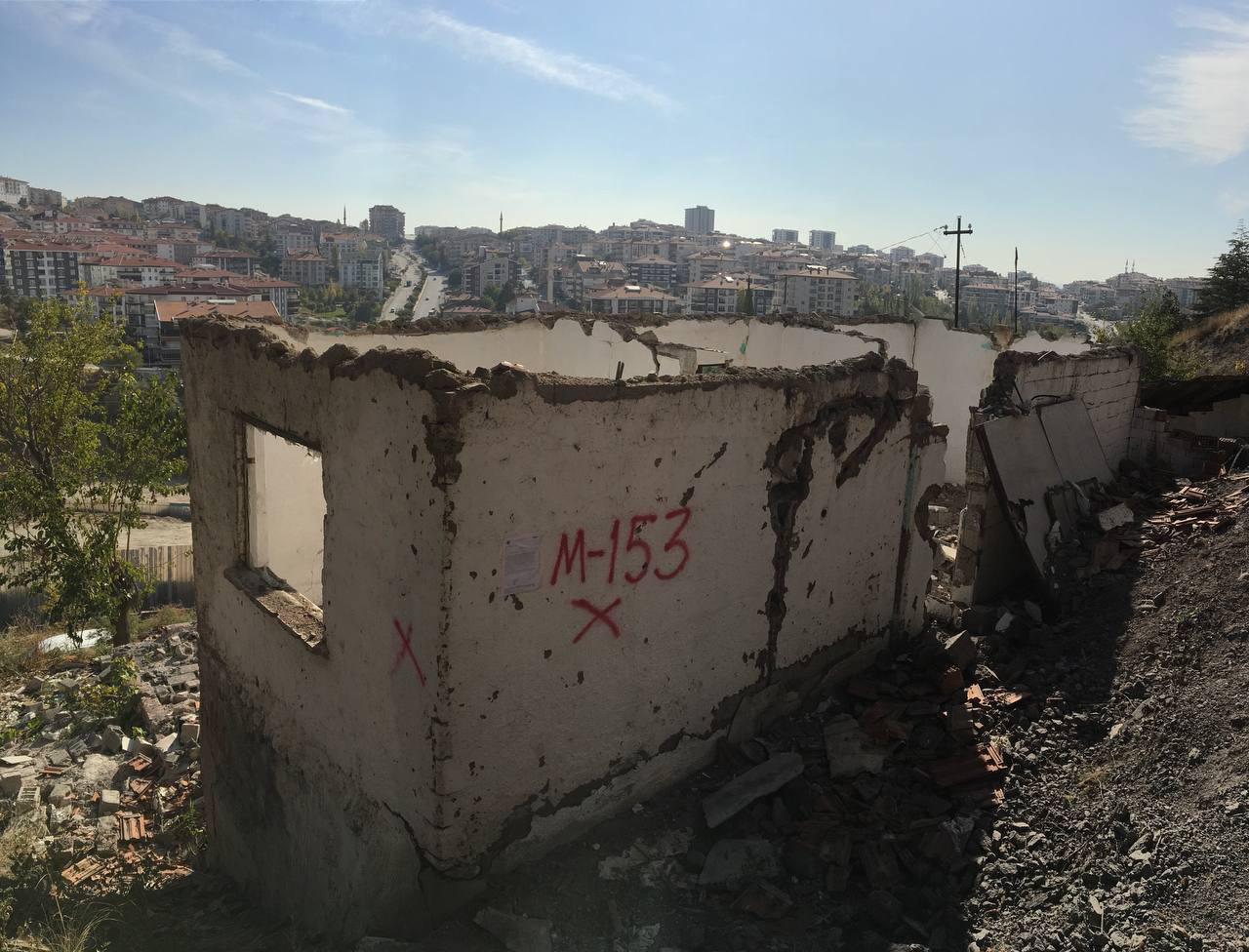 Solfasol Mahallesi 1400/5 Sokak Yıkım Tebligatı