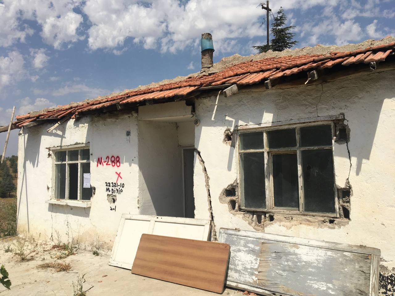 Feridun Çelik Mah. 1829 Cadde Yıkım Tebligatı