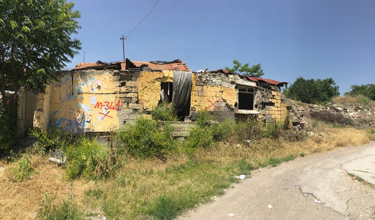 Gültepe Mahallesi 748/1 Sokak No:27-27/A Yıkım Tebligatı