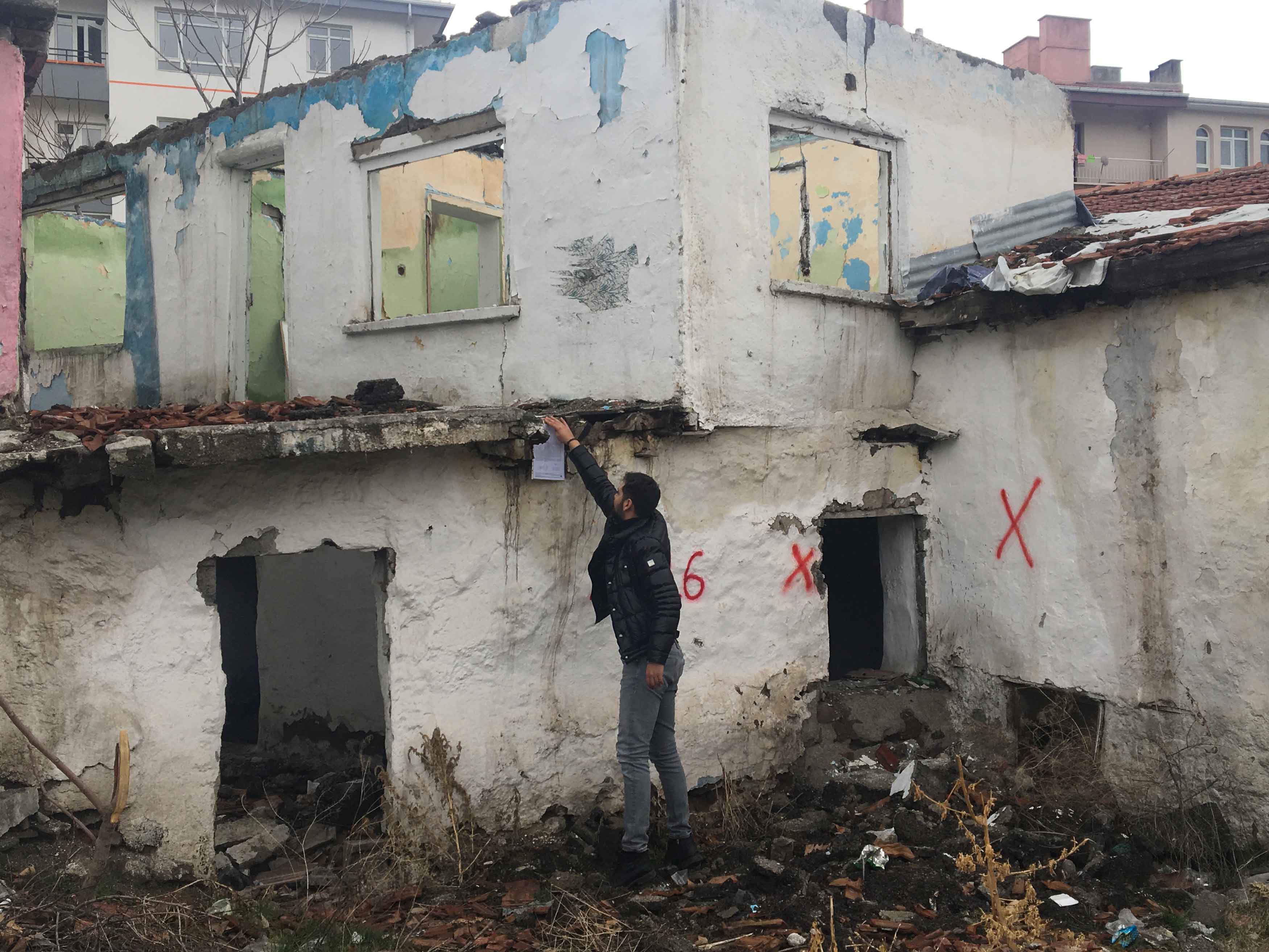 Gültepe Mahallesi Şayak Sokak Yıkım Tebligatı
