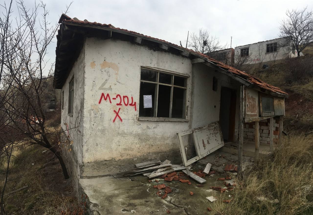 Solfasol Mahallesi 1400/7 Sokak Yıkım Tebligatı 6