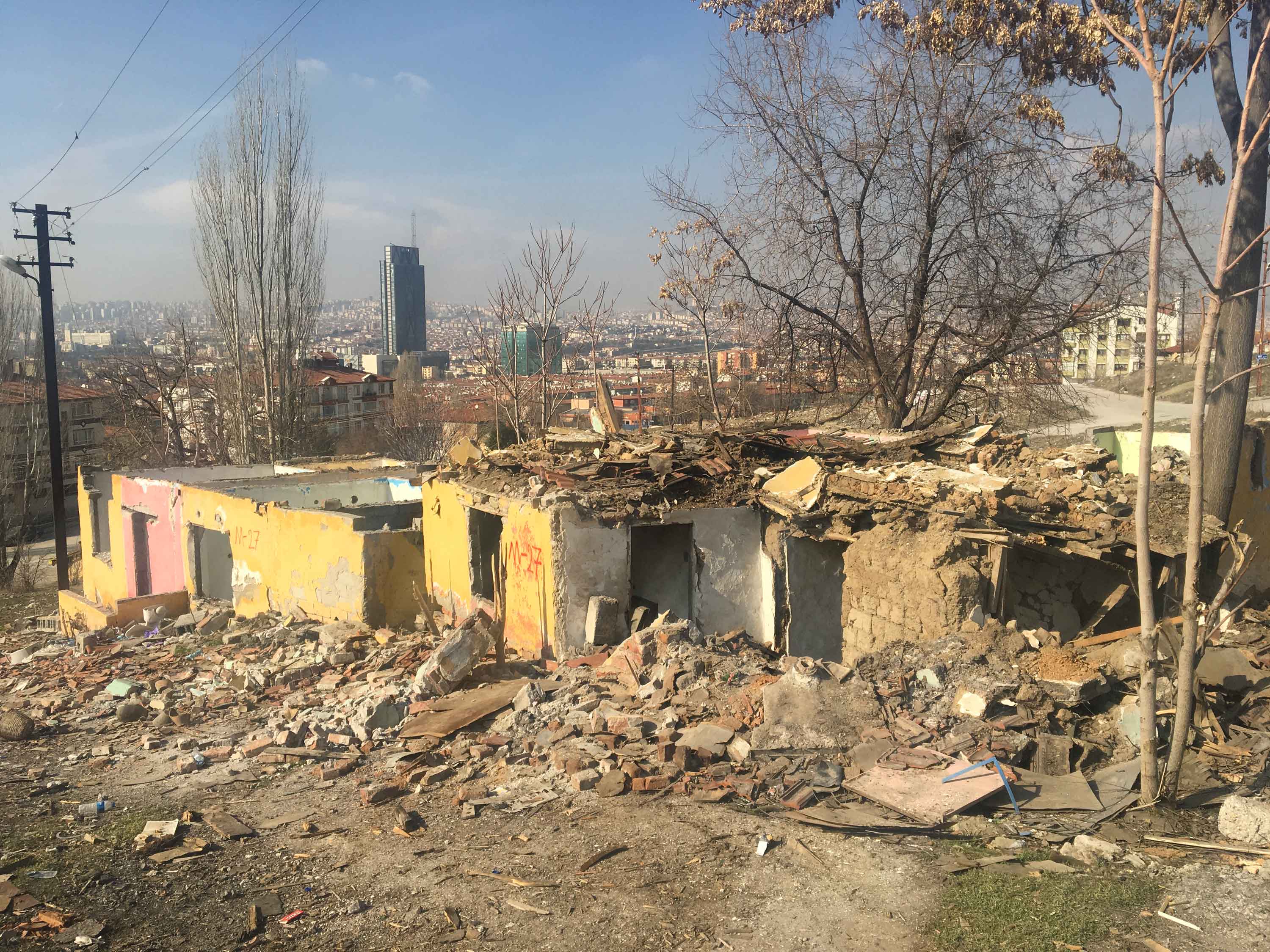 Gültepe Mahallesi Tasasız Sokak Yıkım Tebligatı