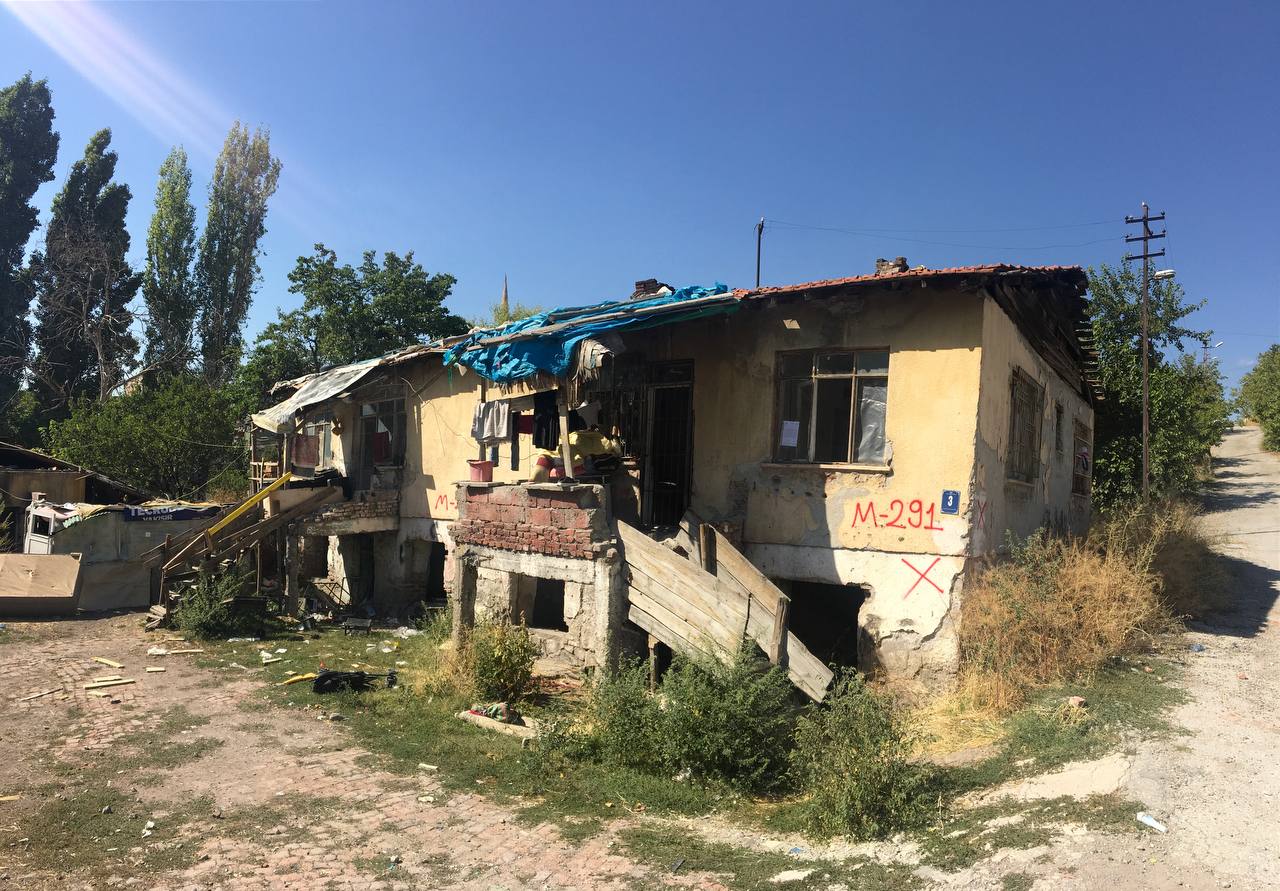 Ulubey Mahallesi 881 Sokak Yıkım Tebligatı