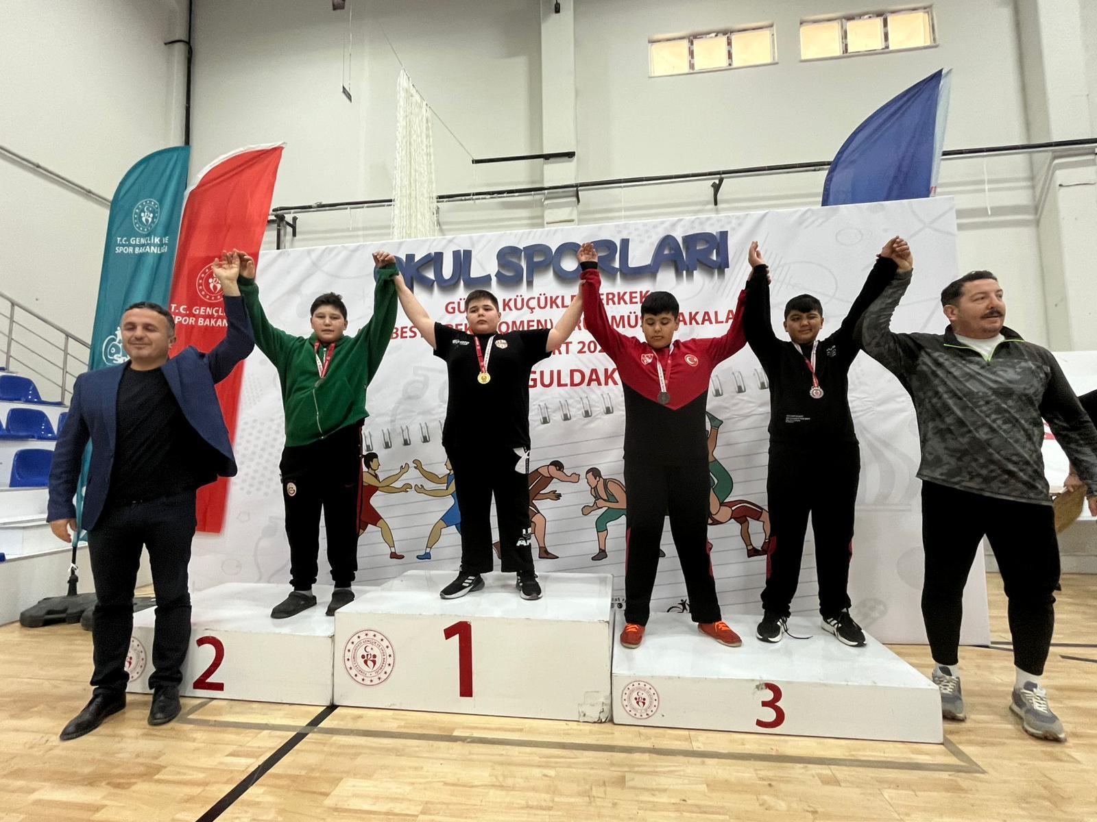 ALTINDAĞ WRESTLERS COLLECTED MEDALS