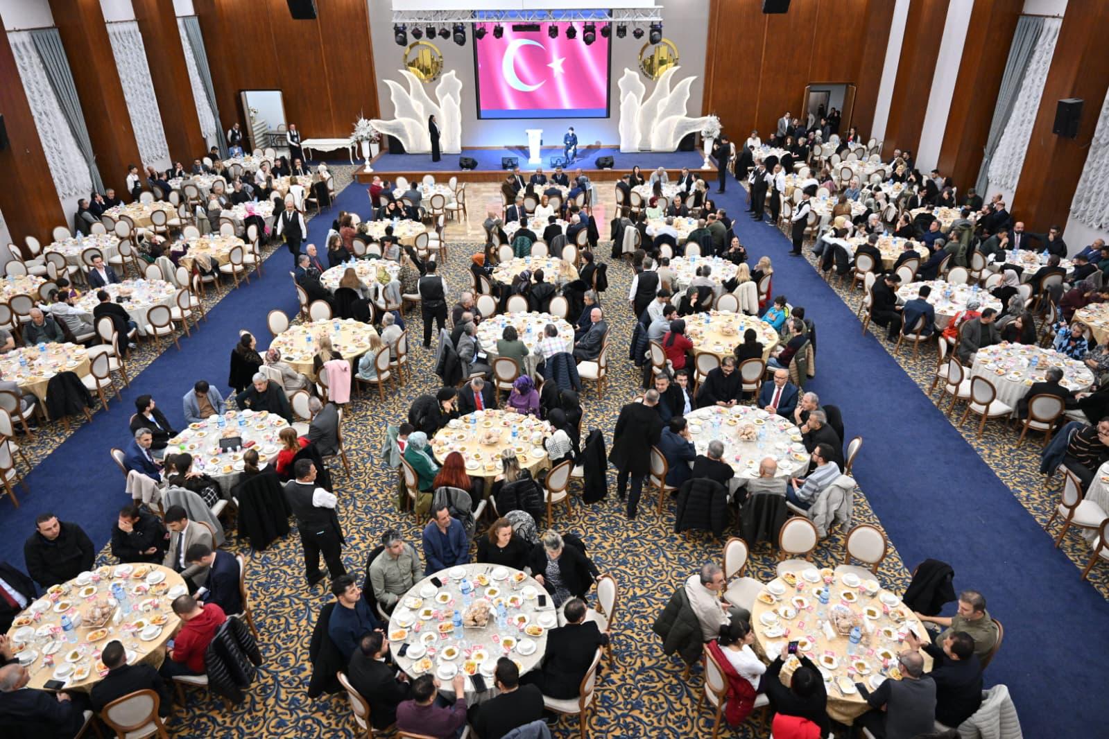 MAYOR TİRYAKİ MEET WITH TEACHERS WORKING IN ALTındağ