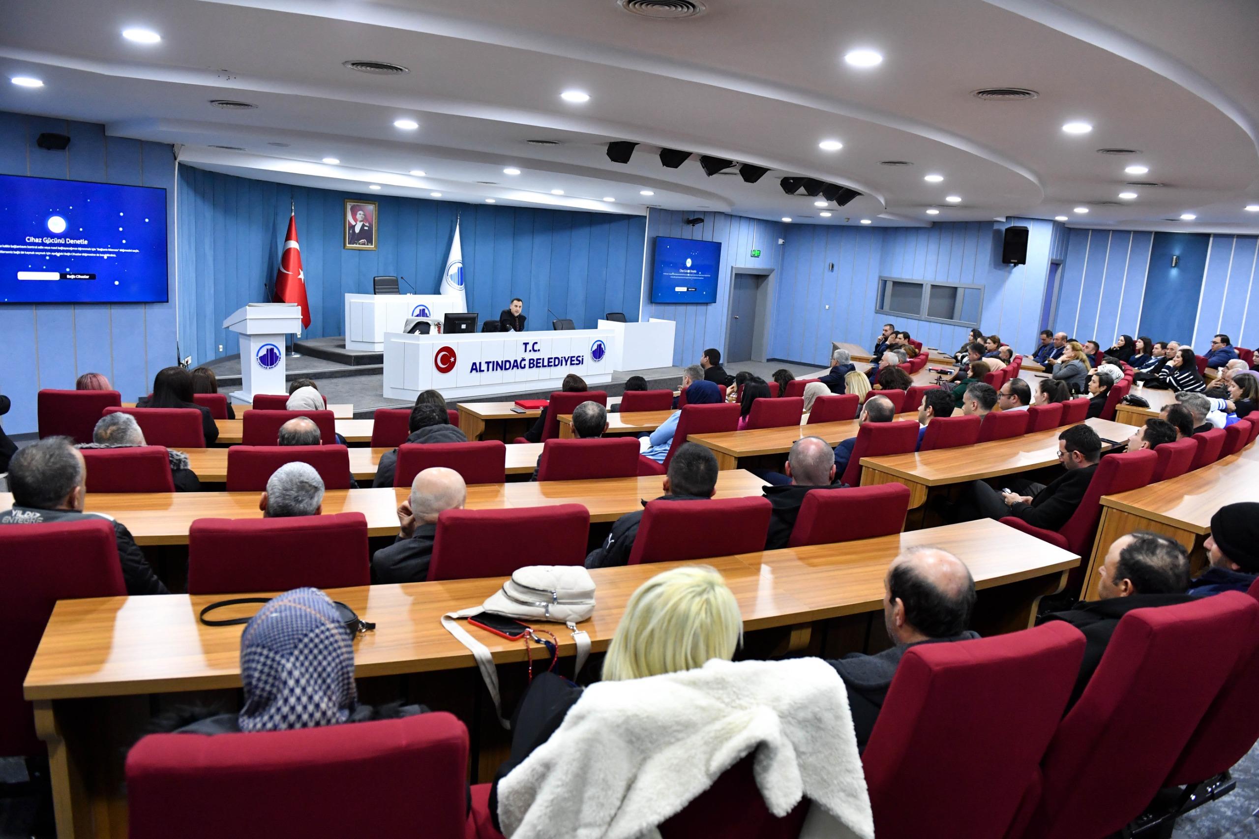 "CAREER WITHOUT OBSTACLES" WAS TALKED ABOUT IN TUESDAY CONVERSATIONS