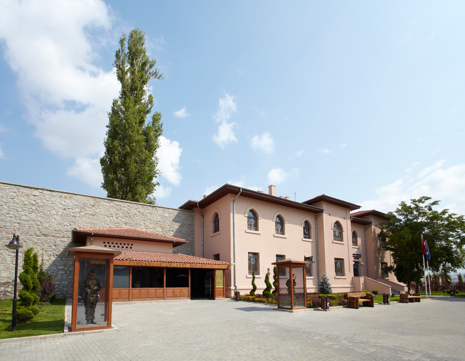 TAHİR OLGUN'S WORKS ARE IN THE ULUCANLAR PRISON MUSEUM