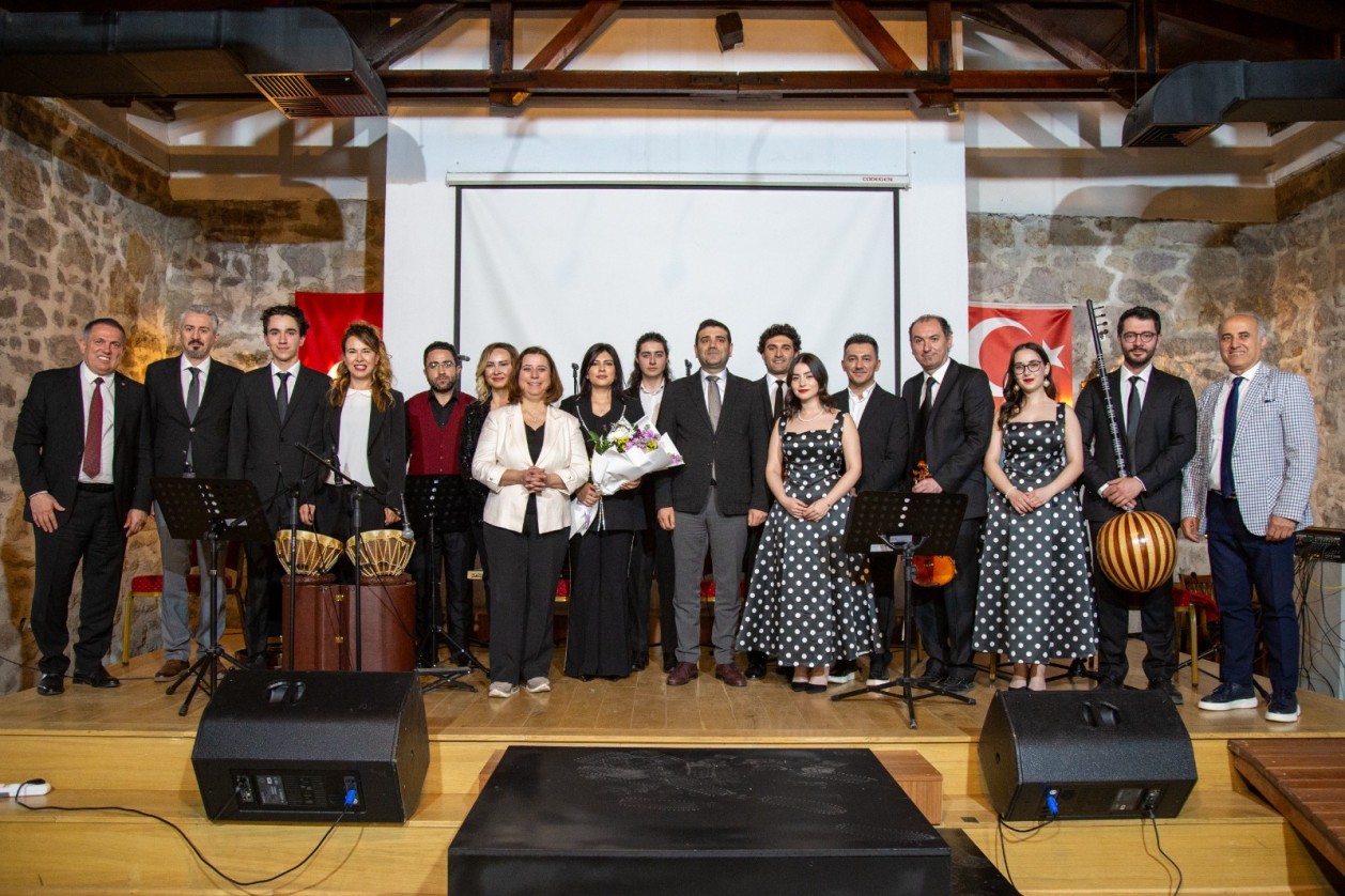 A BREEZE OF CLASSICAL TURKISH MUSIC IN ALTINDAĞ