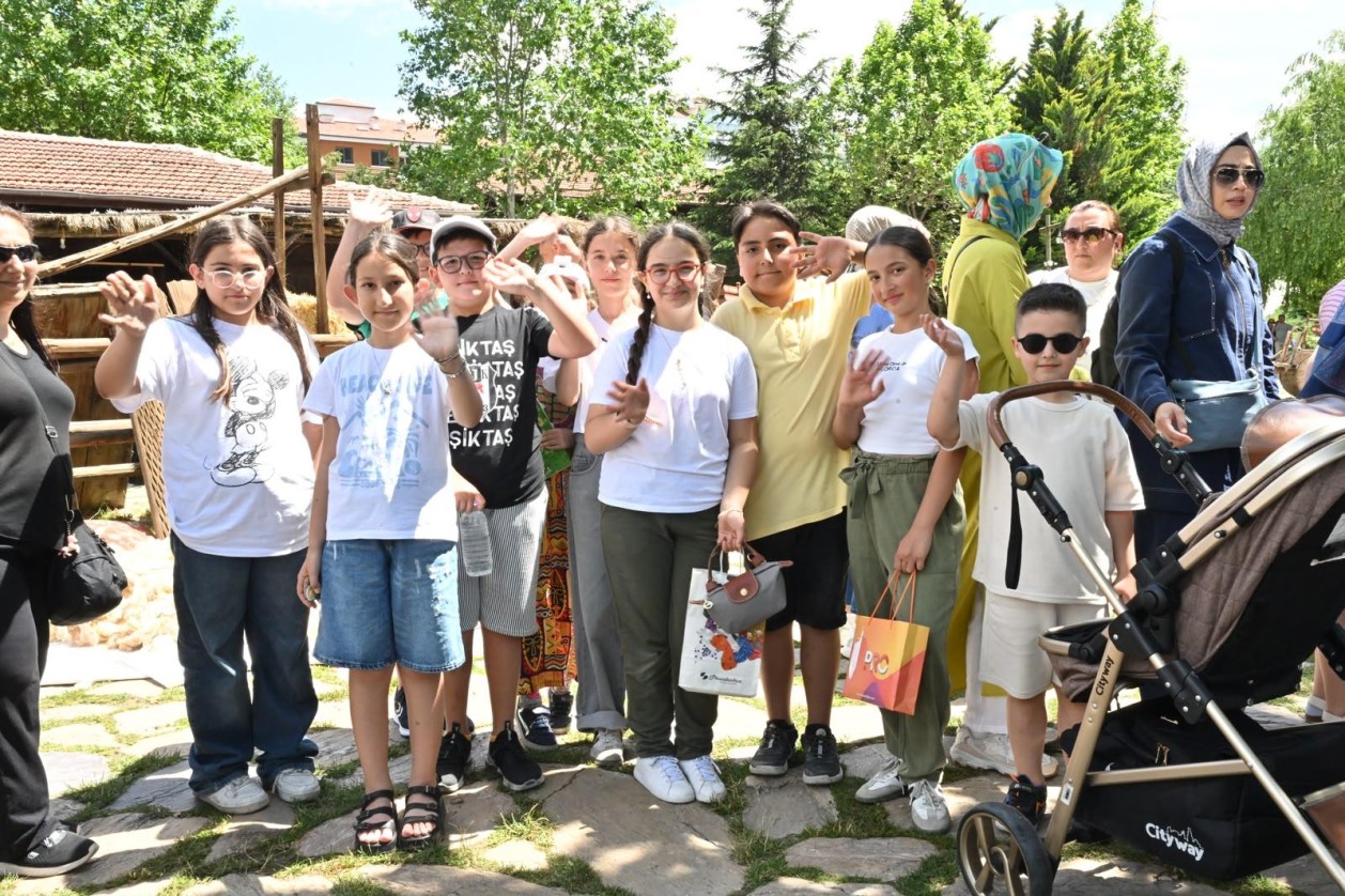 ALTINKÖY’DE NEŞE DOLU KARNE ŞENLİĞİ