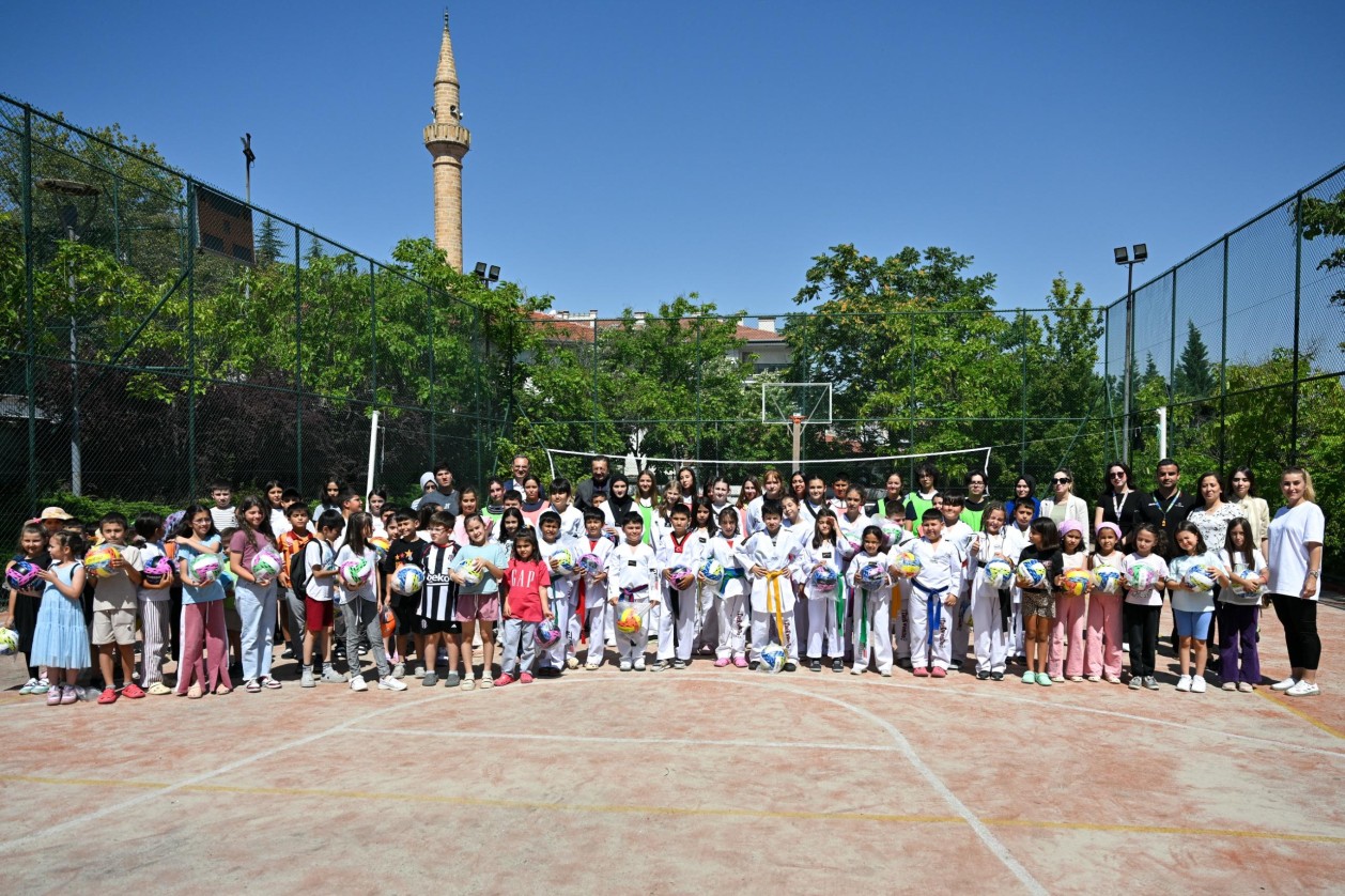 BAŞKAN TİRYAKİ’DEN YAZ OKULLARINA ZİYARET