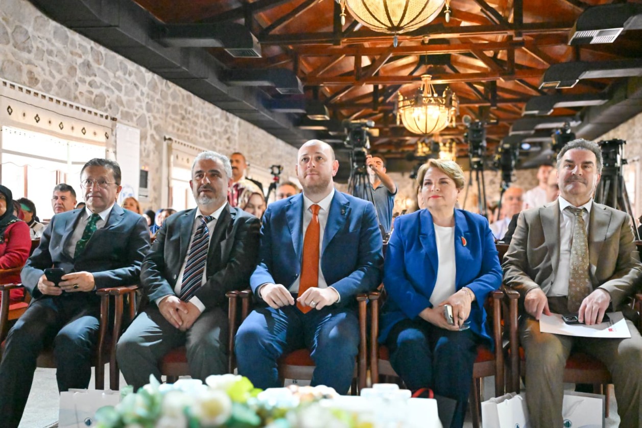 DİJİTAL MEDYA, YEREL MEDYA VE TELİF HAKLARI ALTINDAĞ’DA KONUŞULDU