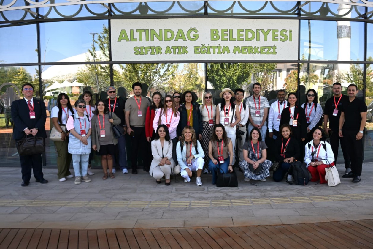 SIFIR ATIK OKULU DÜNYA BASINININ GÜNDEMİNDE